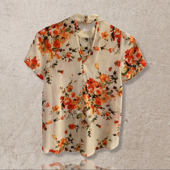 SIENNA SKY • Coral Floral Short Sleeve Blouse - Picture 2 of 8